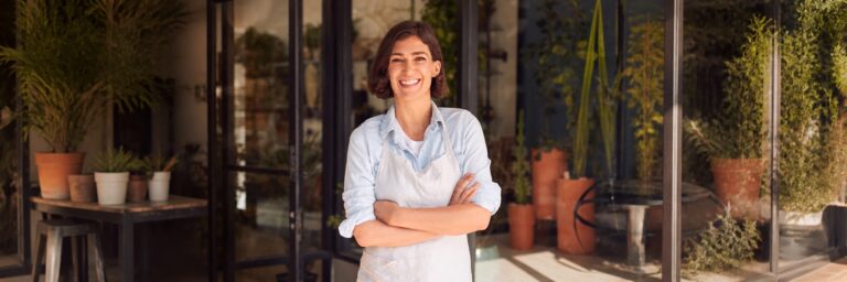 LEBSCALE project participant in front of her business